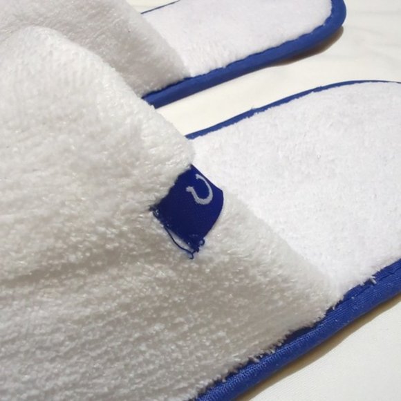 Casper American Airlines First Business Class Pajamas & Slippers New L/XL - Picture 4 of 13